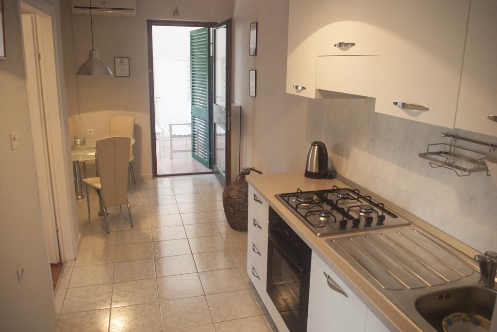 Apartments Vongula Trogir Exterior foto