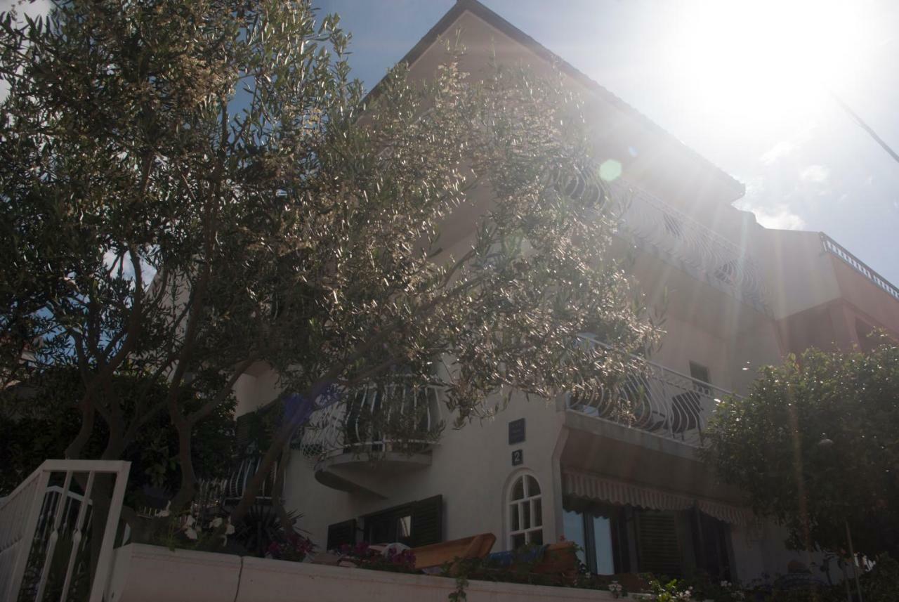 Apartments Vongula Trogir Exterior foto